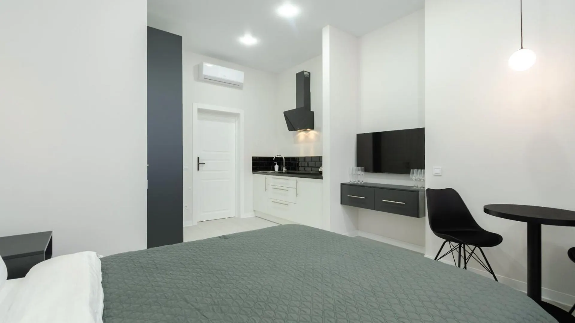 Petrovdom Apartments 1420-4 In Rc Diplomat Hall, Zhylianska 59 Kiev 0*,  Ucraina