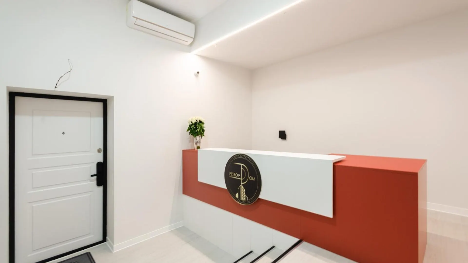 Petrovdom Apartments 1420-4 In Rc Diplomat Hall, Zhylianska 59 Kiev