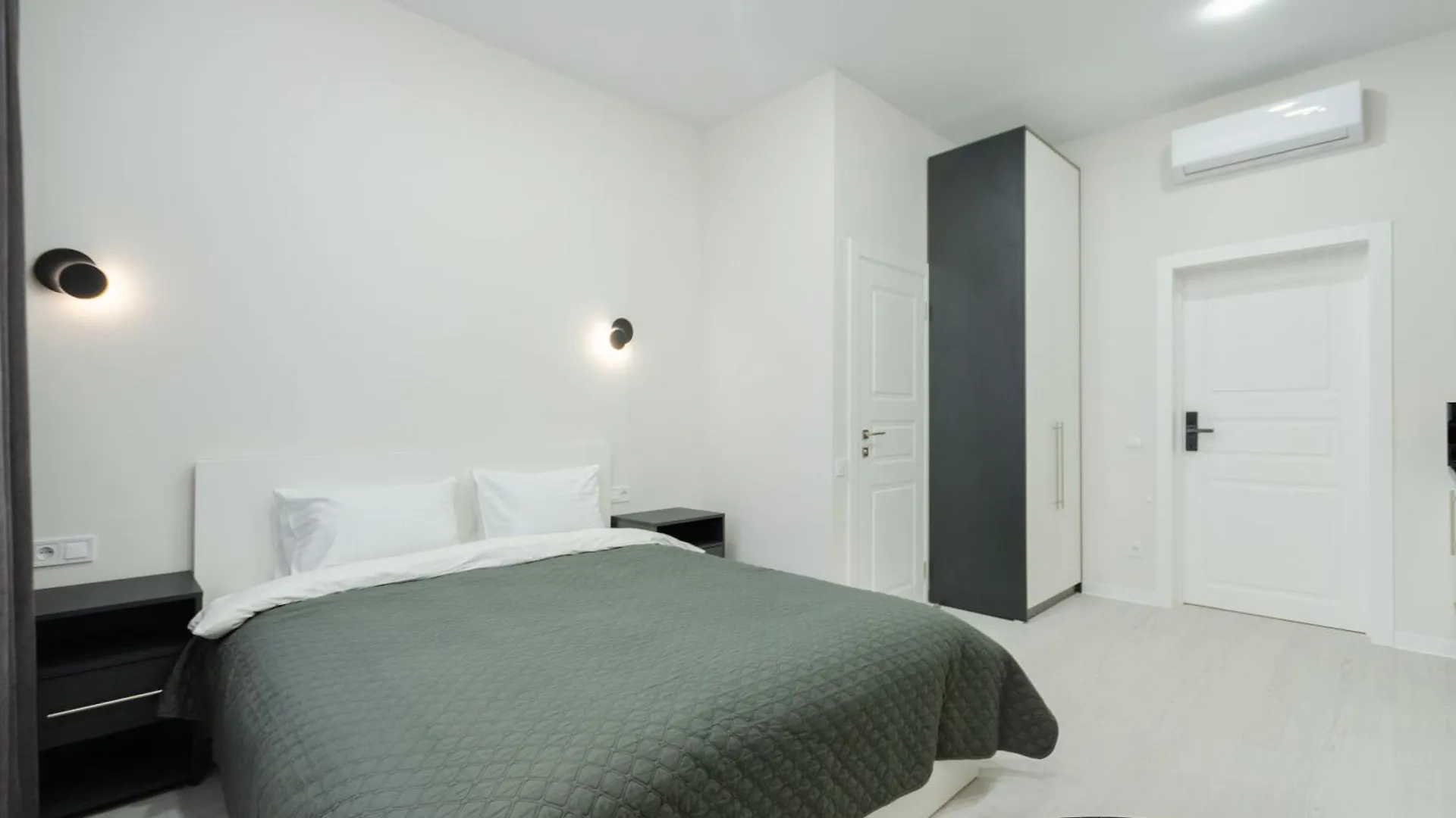 Petrovdom Apartments 1420-4 In Rc Diplomat Hall, Zhylianska 59 Kiev